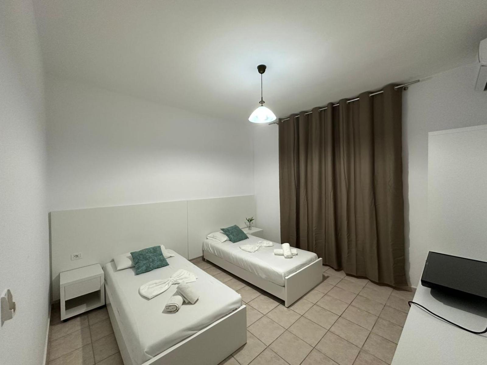 Hotel Ceka Sarandë Exterior foto